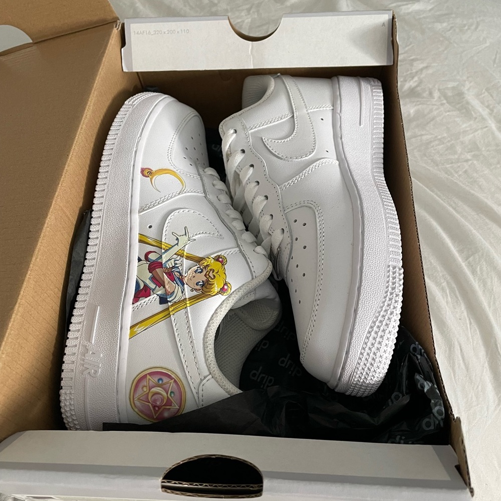 Custom Air Force 1 Sailor Moon girl sneakers size 5.5.